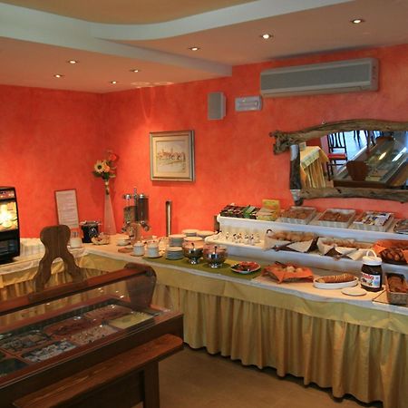 Hotel Merano Brenzone sul Garda Exterior foto
