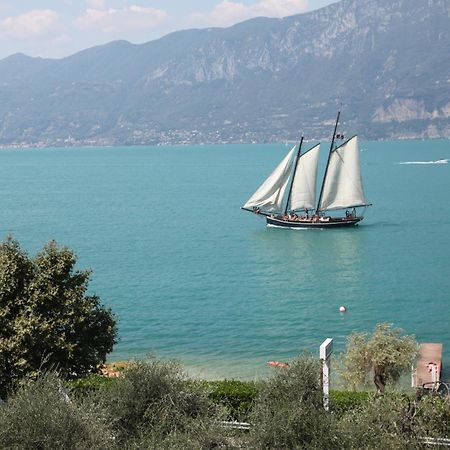 Hotel Merano Brenzone sul Garda Exterior foto