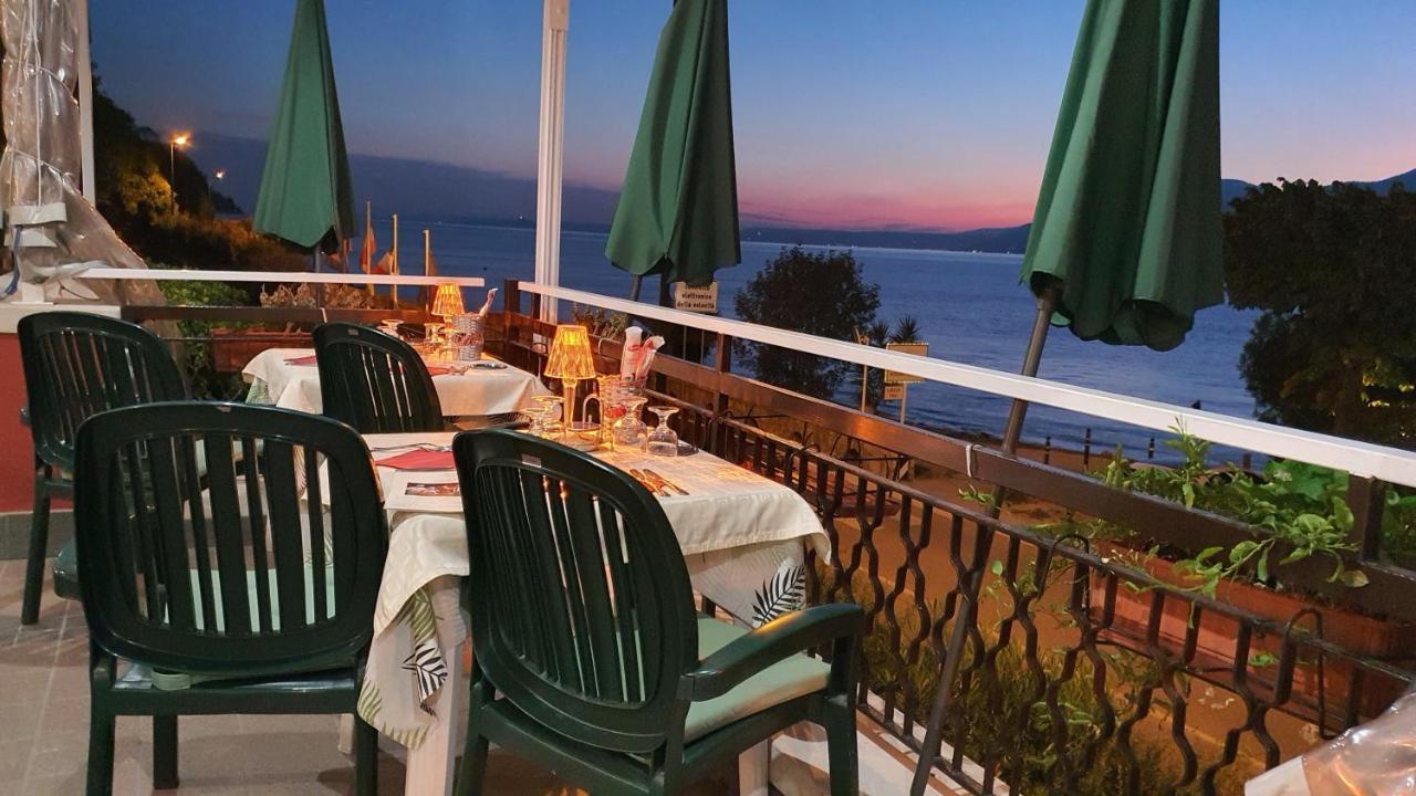 Hotel Merano Brenzone sul Garda Exterior foto